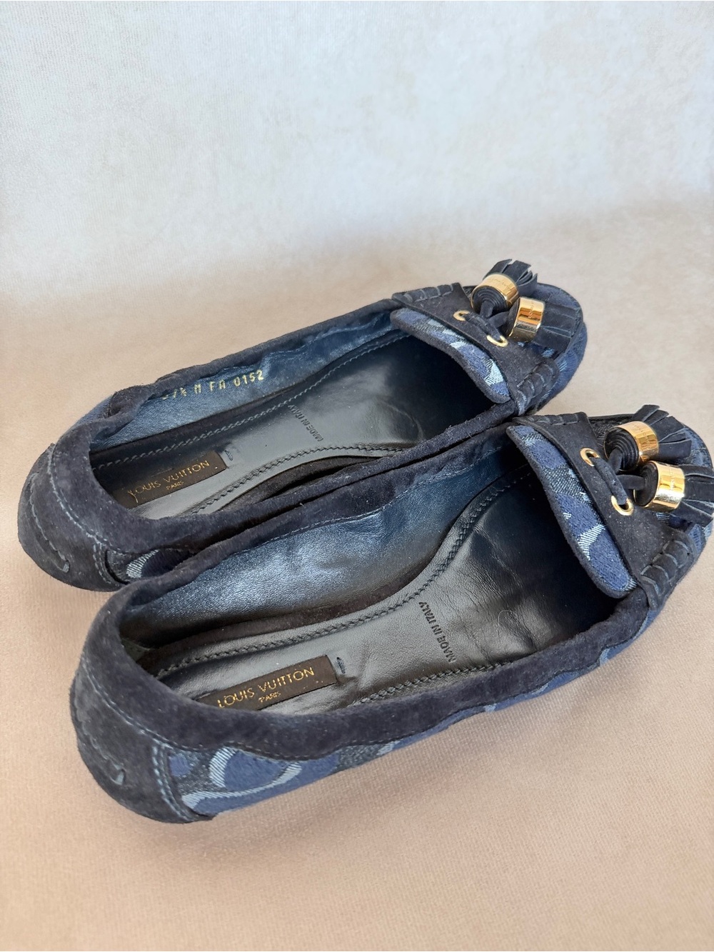 Authentic Louis Vuitton Tassel Ballet Flats – Size 37.5 (US 7–7.5) - Picture 3 of 17